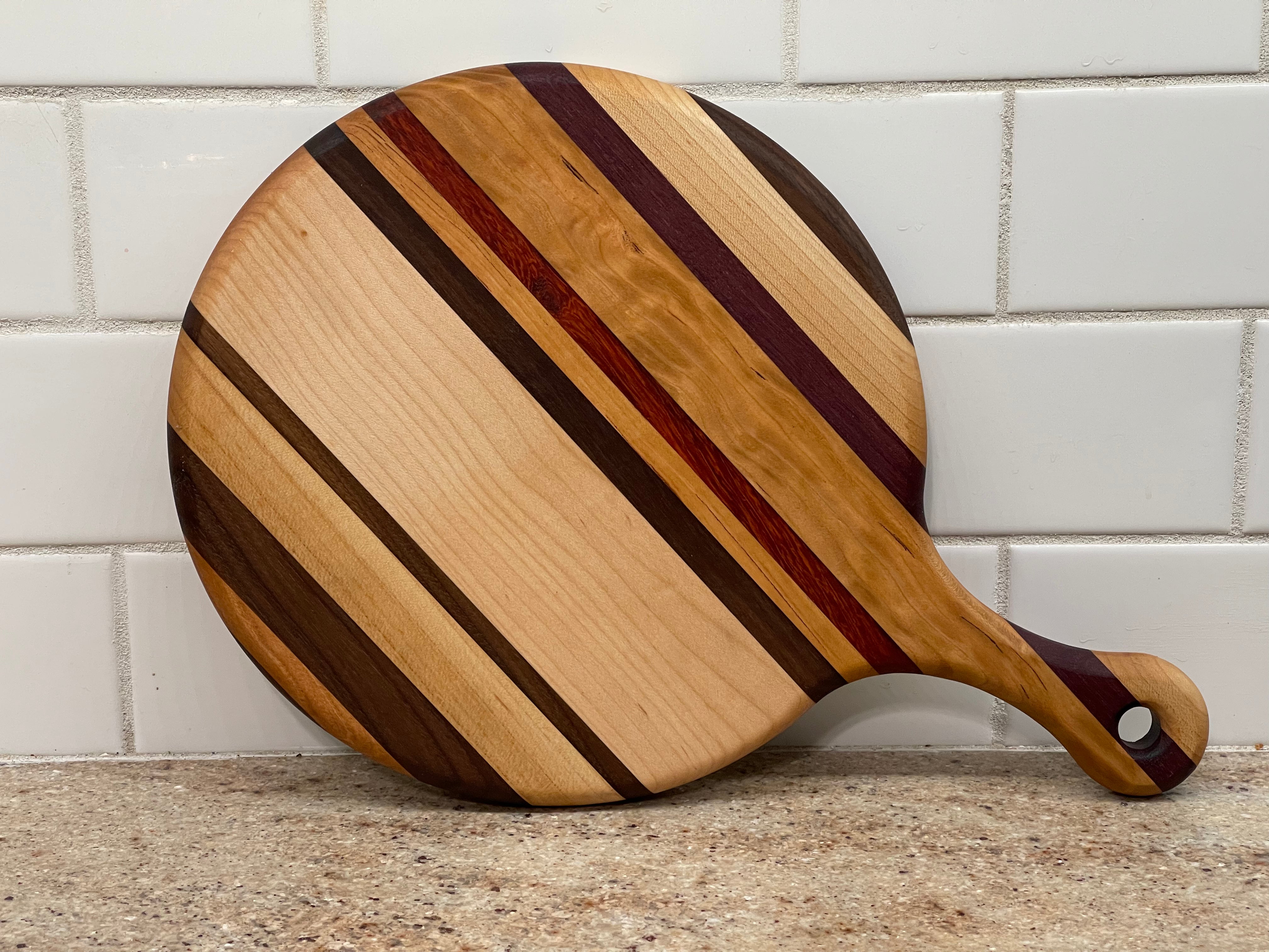 Metal Handle Round Cutting Board with Handles – DOFIRA